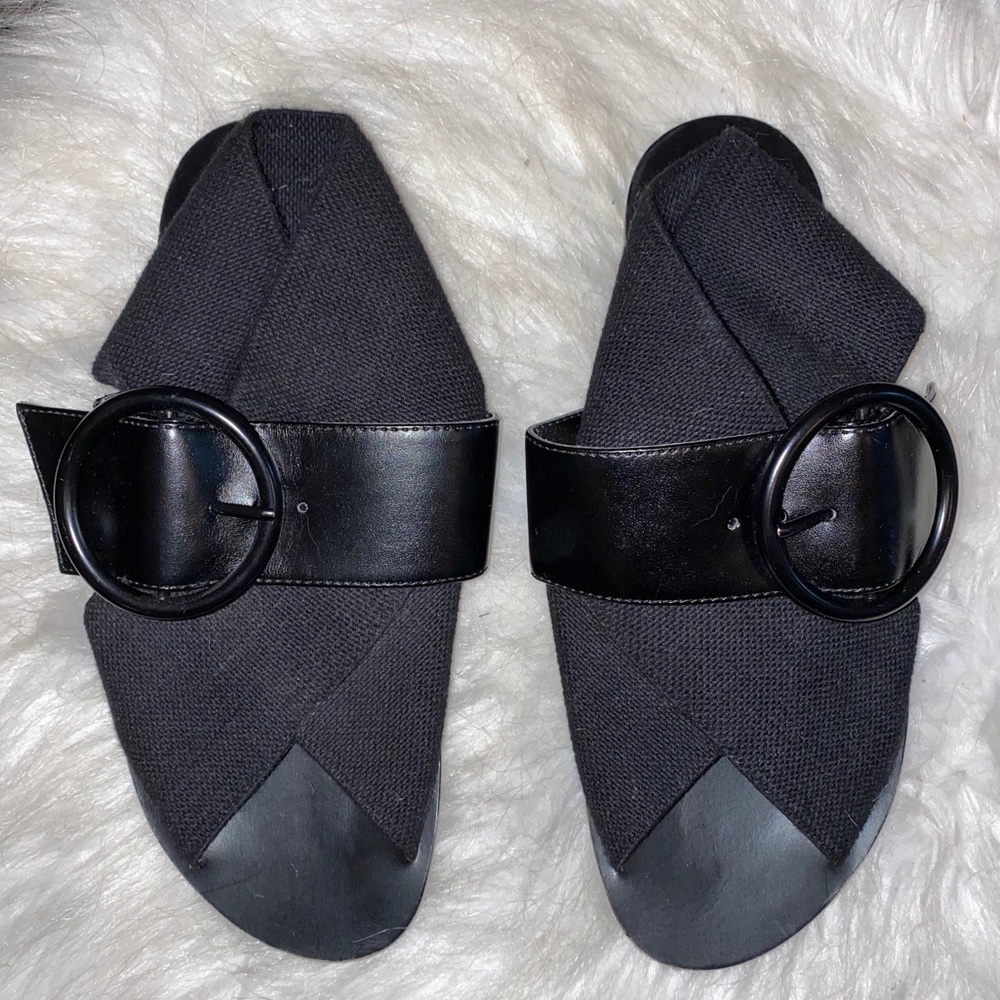Sandals - Picture 3 of 4